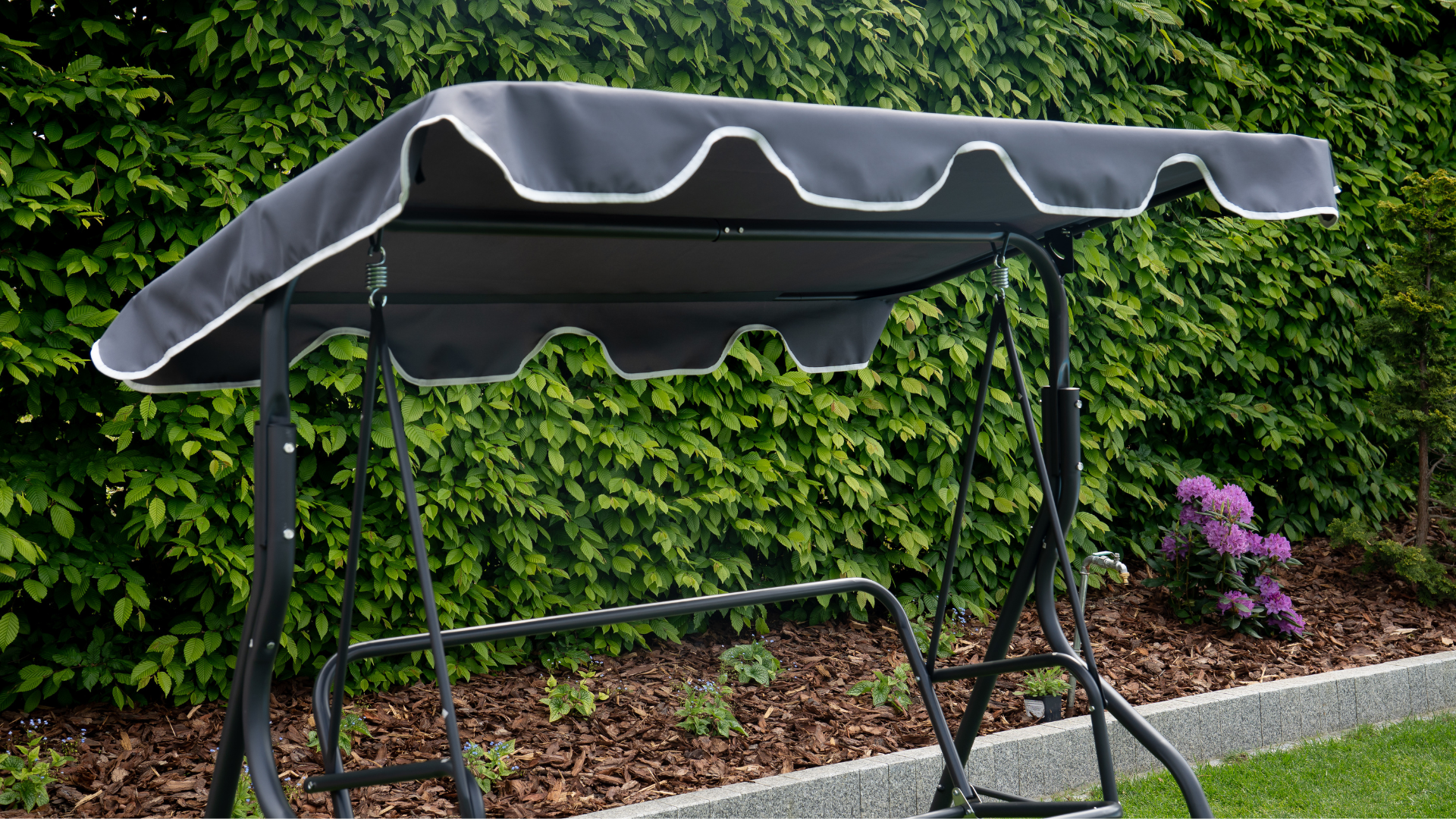 Jak dobrać nowy daszek do Twojej huśtawki ogrodowej? Najczęstsze błędy klientów